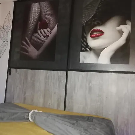 Les Estivales דירה אגדה