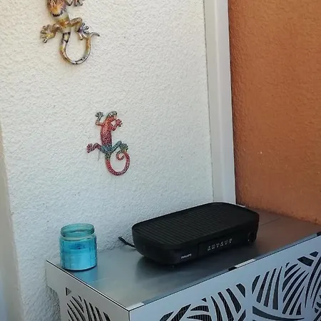 Les Estivales דירה